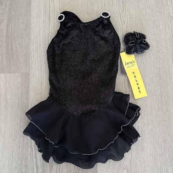 Jerry's Figure Skating Dress, Competition Dress, Size 8-10 Christmas Costume - Picture 3 of 8